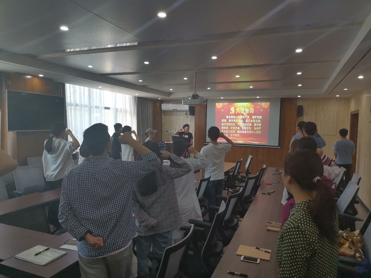 0d625cfa0fb443d18b15531b524a4296.jpg 0d625cfa0fb443d18b15531b524a4296.jpg