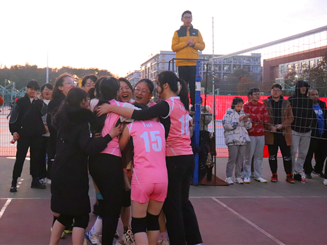 4bf8f640331b44a3b3b72ac9d25b6686.jpg 4bf8f640331b44a3b3b72ac9d25b6686.jpg