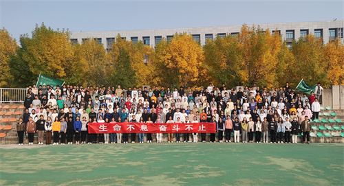 baef321d704b4648a0792b33e9167109.jpg 全体同学合影.jpg